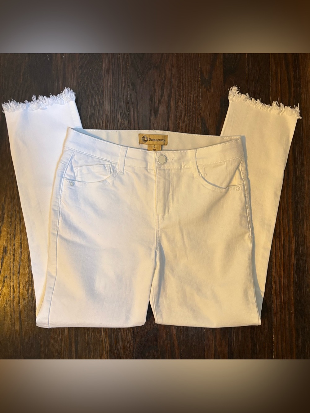 Democracy AB Tech White Ankle Crop Jeans Sz 6 slim straight leg raw hem